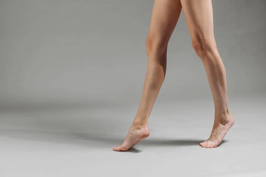 Conseils holistiques pour prévenir les crampes nocturnes naturellement.