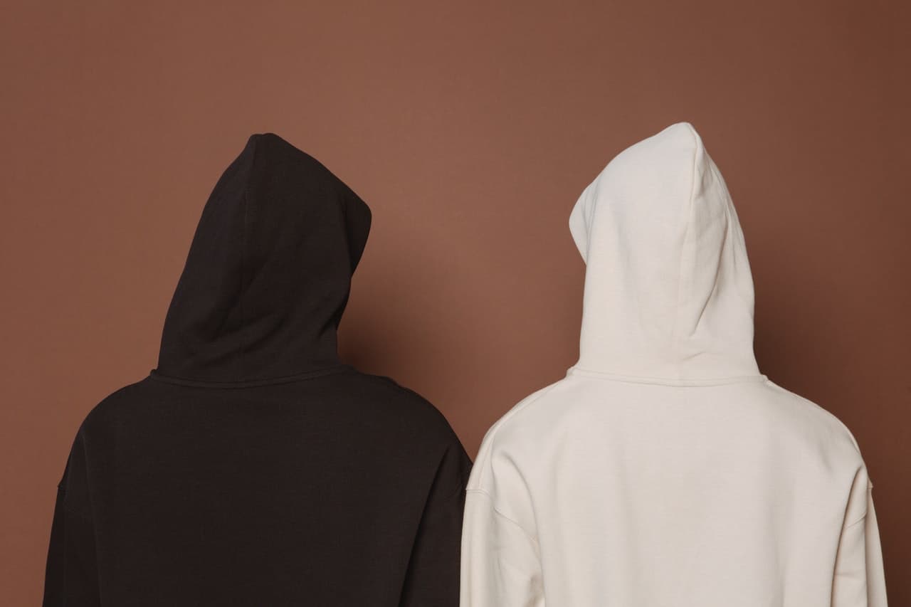 conscience intégrative : Esprit humain en quête d'équilibre entre intuition et rationalité.